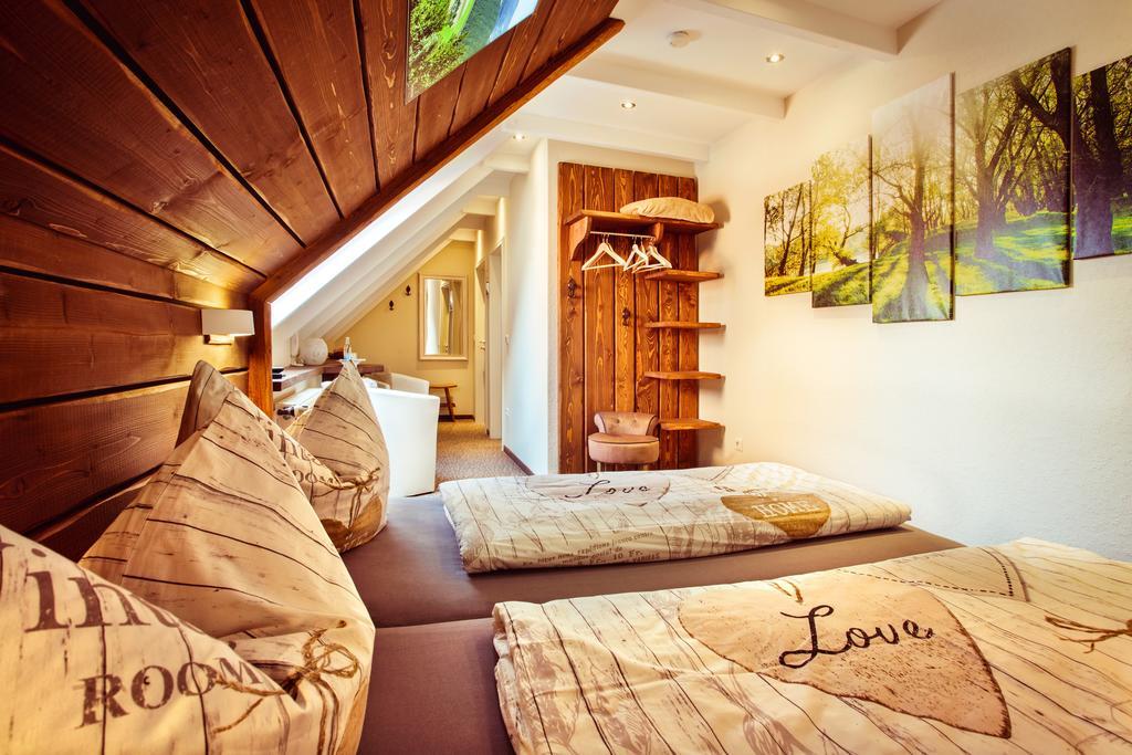 Hotel Kepplers Ecke Wingerode Екстериор снимка